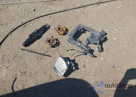 2017 Ram 1500 Express 4X2 6'4 Box from USA, damaged, VIN 1C6RR6FT1HS679611